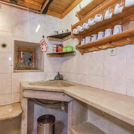 Pet Friendly Home In Moscenicka Draga With Wifi Moscenicka Draga